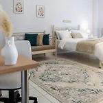 4keys House - 4 *