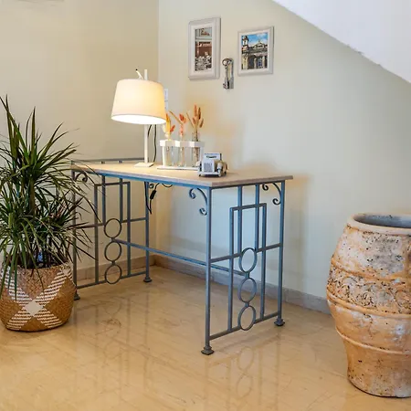 4keys House 4 Апартаменты *