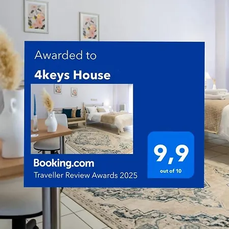 4keys House - 4 *