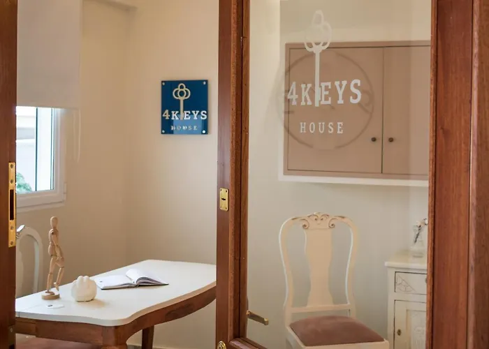 4keys House 4 * Tripoli